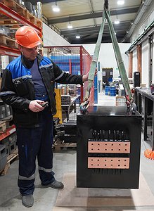 Настоящий промышленный тяжеловес, трансформатор ТК-28.01 УХЛ4